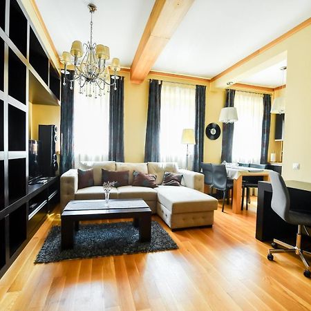 Luxury Apartment Braşov Eksteriør bilde